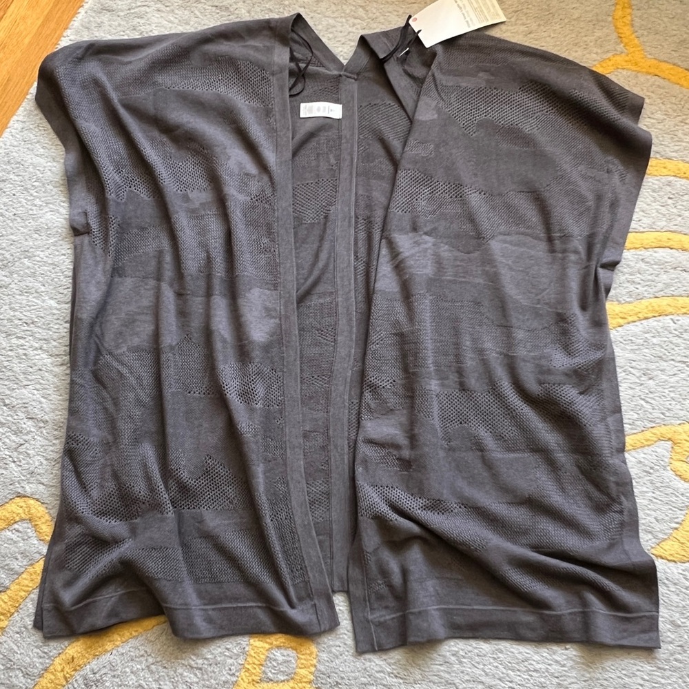 Lululemon find your light wrap TOP